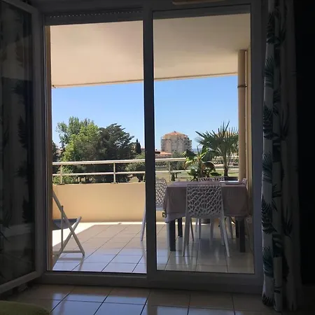 Bel Appartement,2 Chambres, Clim, Vue, Parking Apartment