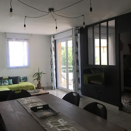 Apartment Bel Appartement,2 Chambres, Clim, Vue, Parking