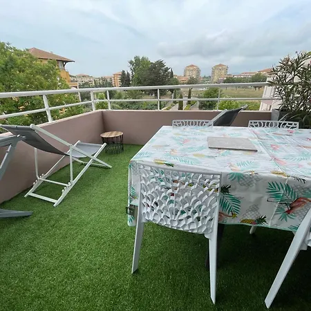 Bel Appartement,2 Chambres, Clim, Vue, Parking Apartment