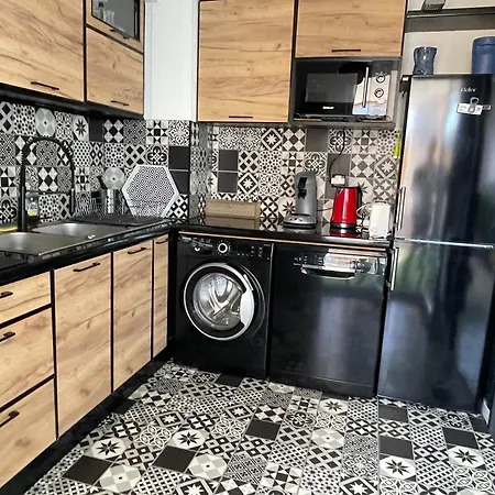 Bel Appartement,2 Chambres, Clim, Vue, Parking Apartment Lattes
